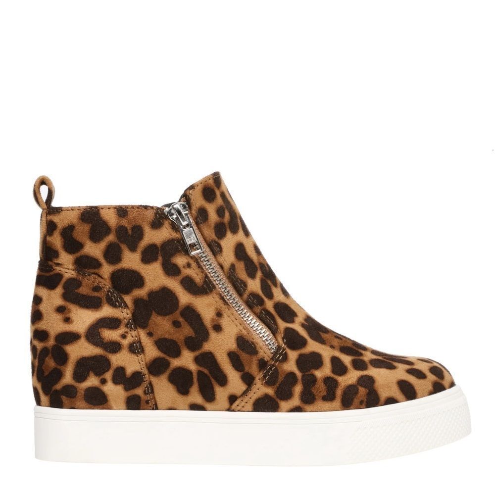 Time and Tru Women's Sneaker Bootie Shoes in Leopard Print Size 9.5